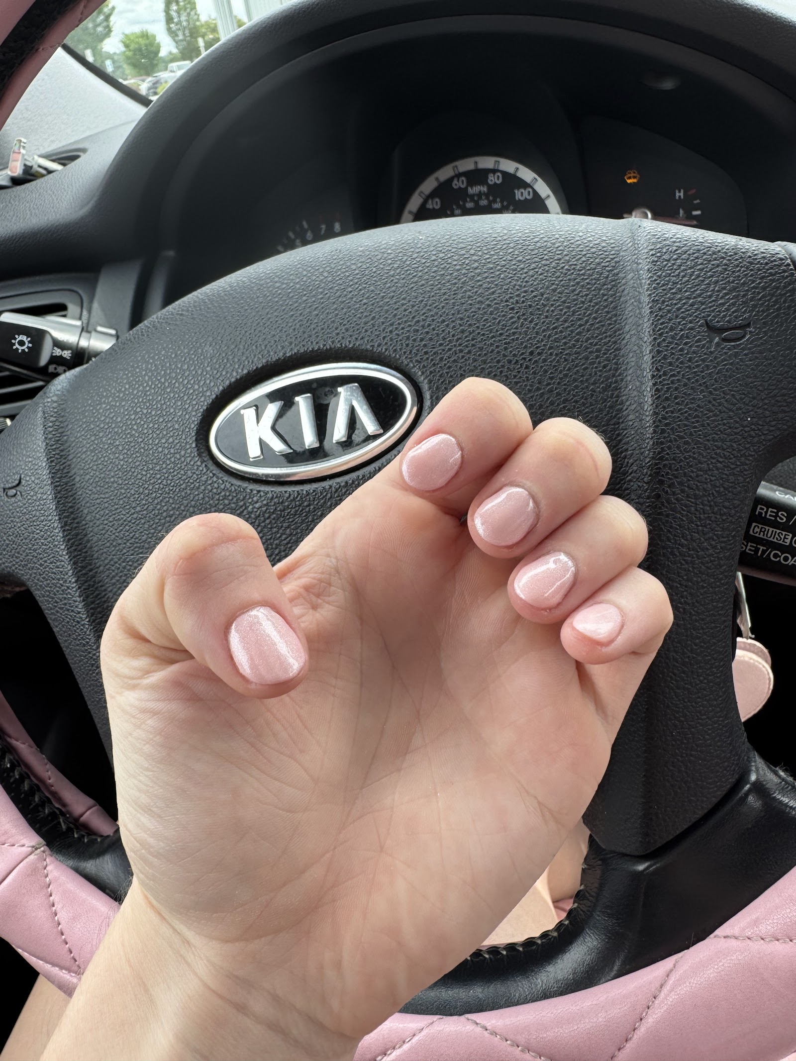 C'est La Vie Nail Boutique nail photo 1